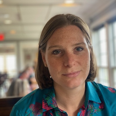 PhD student Anne Van De Minne Faber in a blue shirt